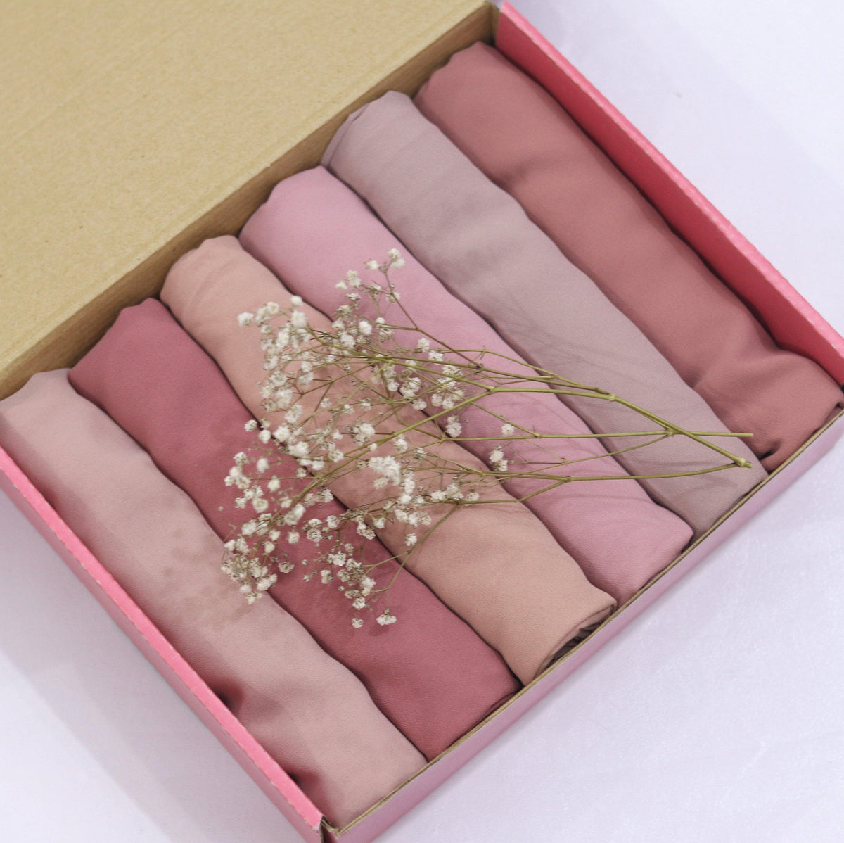 Georgette Hijab Box In 'Flower Bouquet (Volume II)'