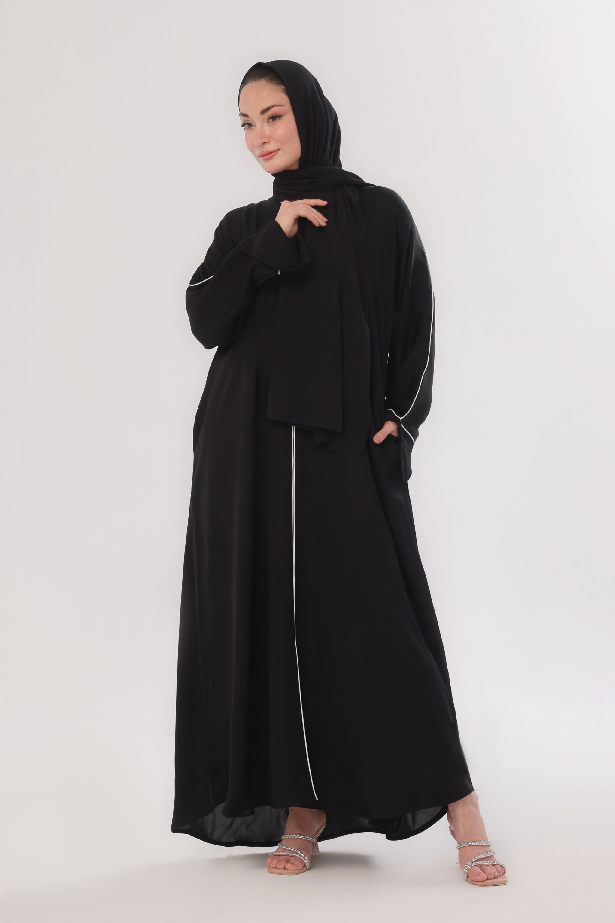 Daily Basic Abaya With Pockets - Jet Black