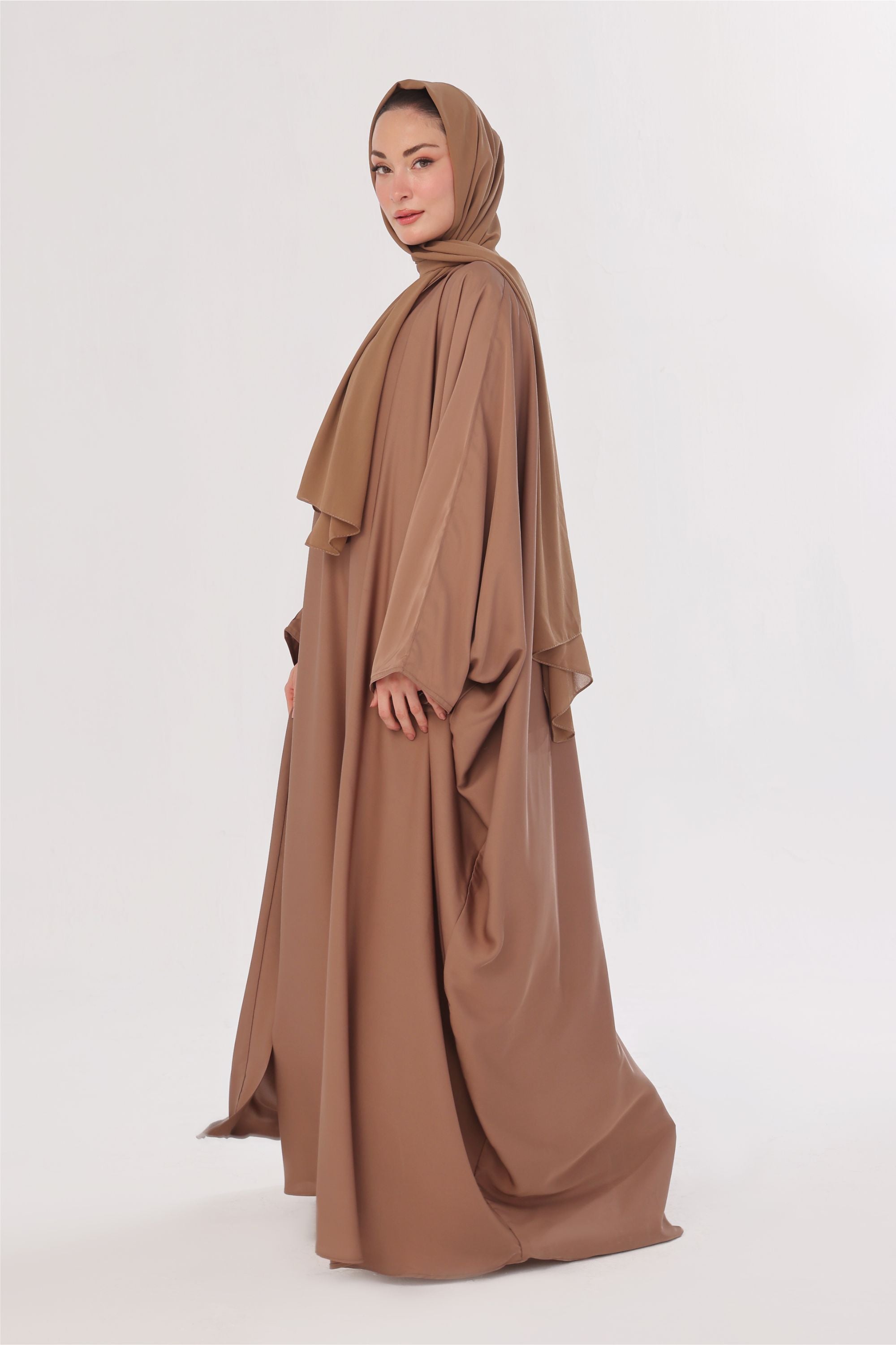 Flowy Farshi Cut Abaya - Almond Brown