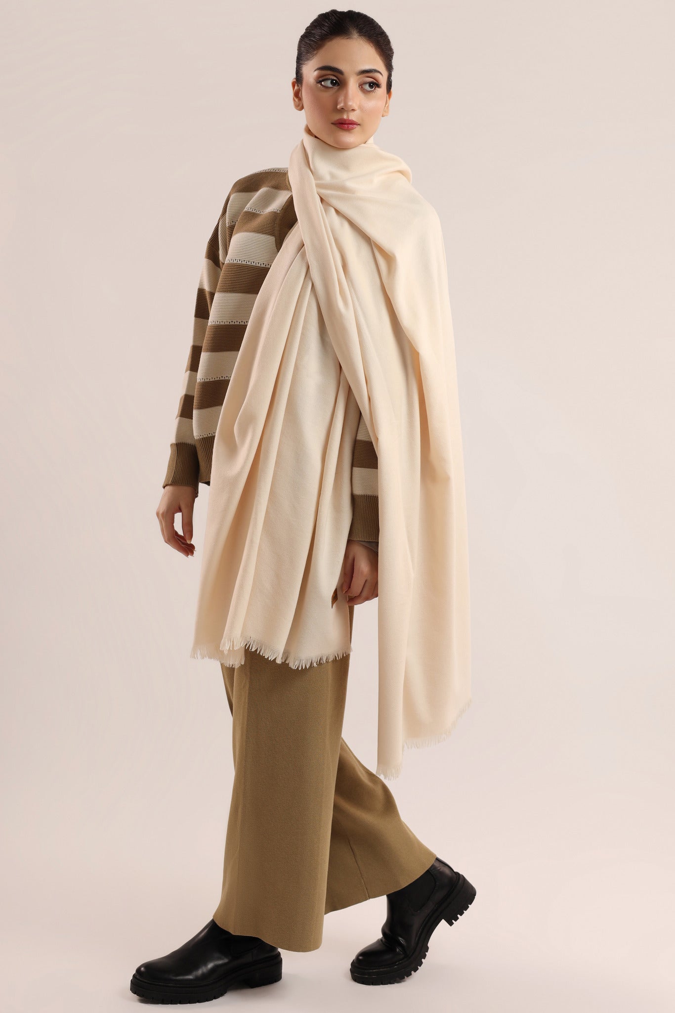 Woolen Shawl - Light Cream