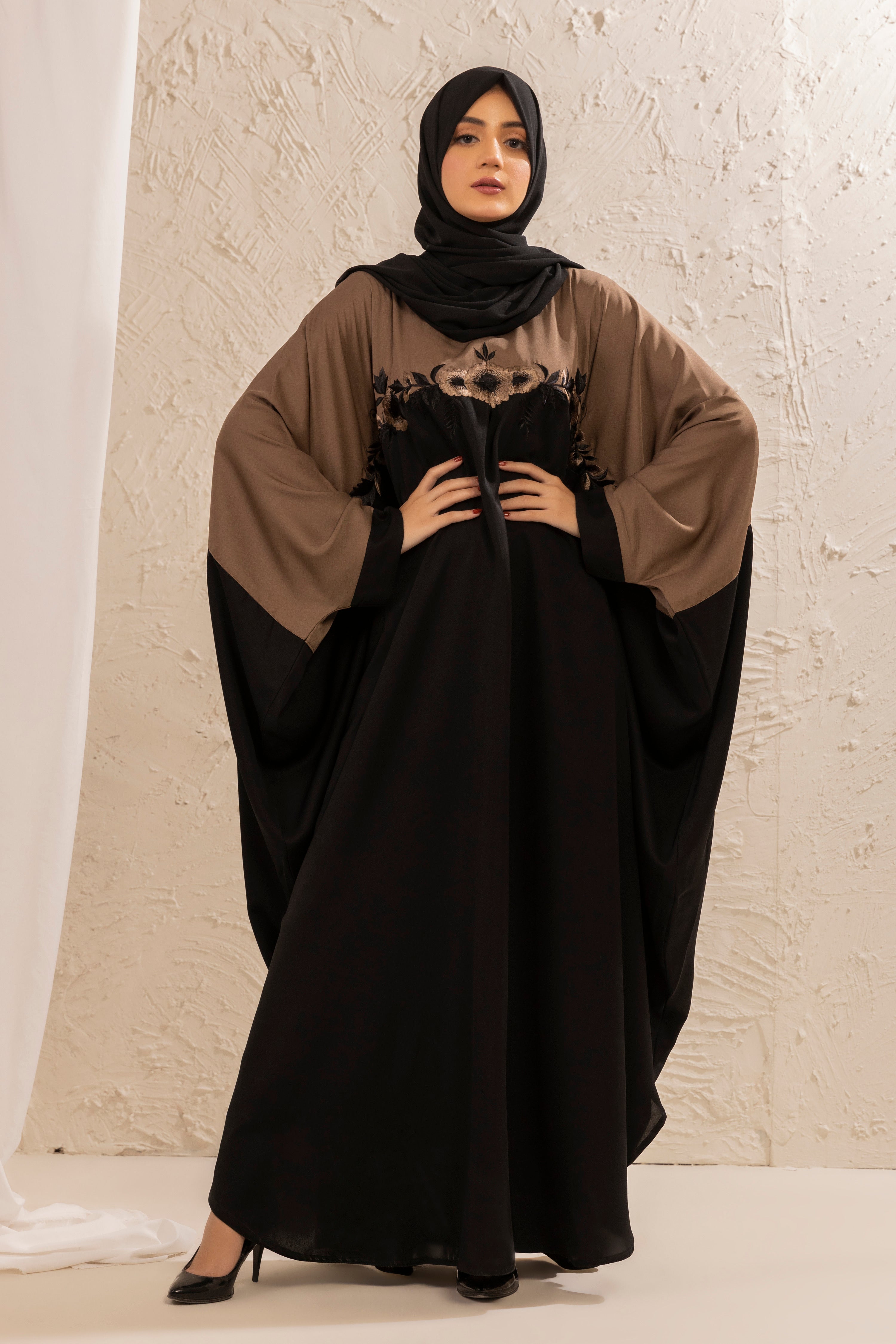 Dahlia Abaya