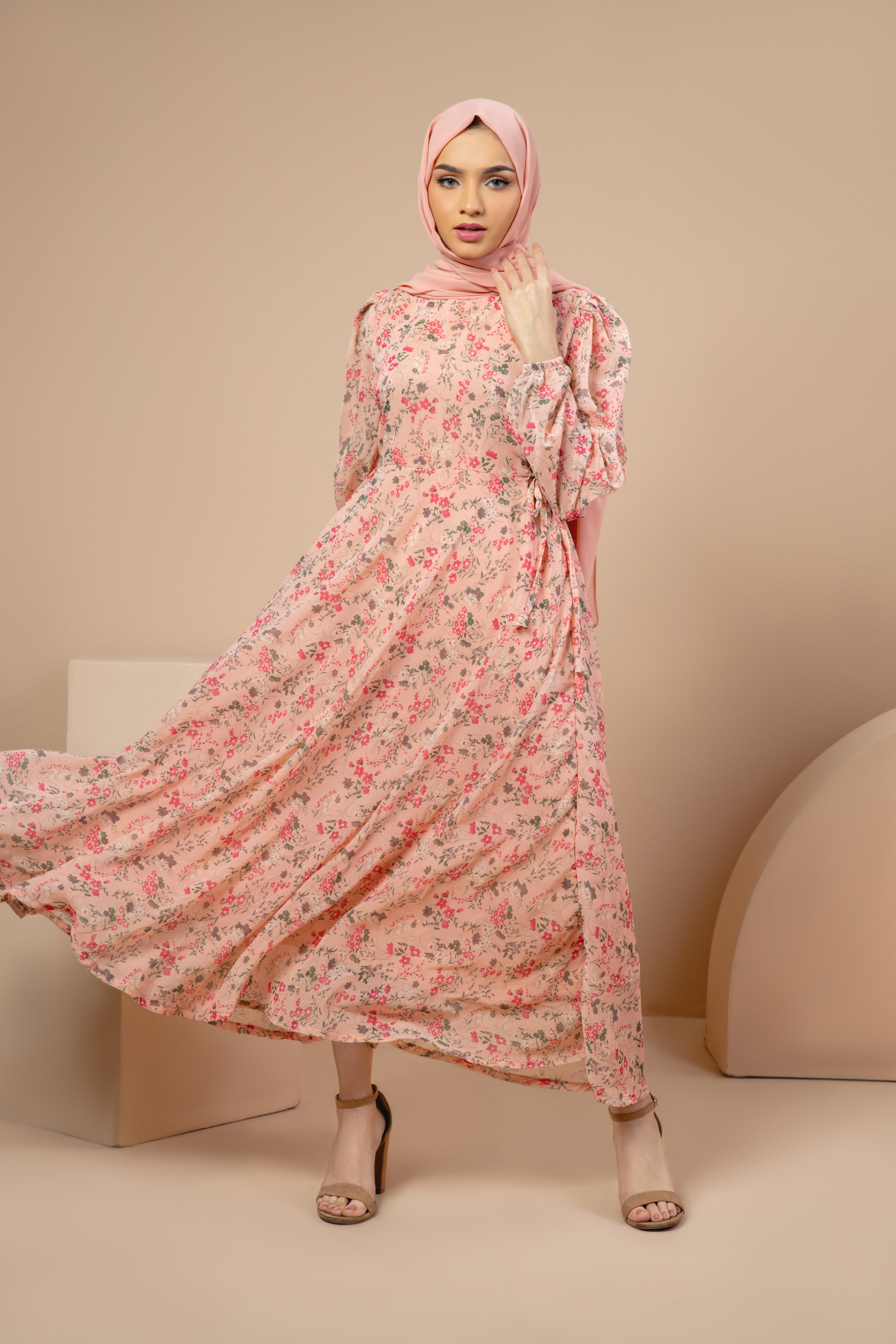 Serenity Floral Dress In Pink