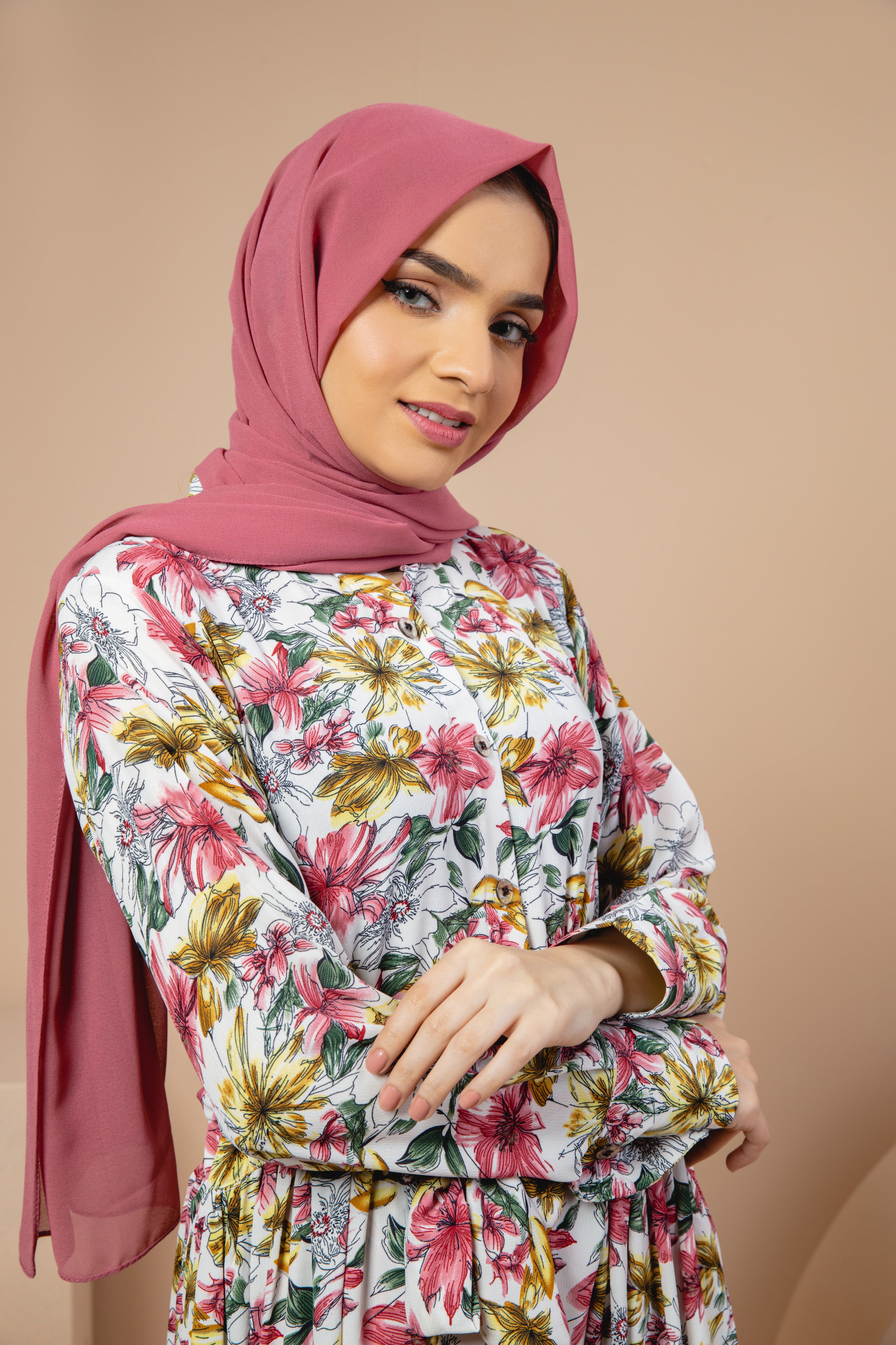 floral maxi dress pakistan Plus Size Elegant Chiffon Maxi Dress with Lantern Sleeves & Floral Print